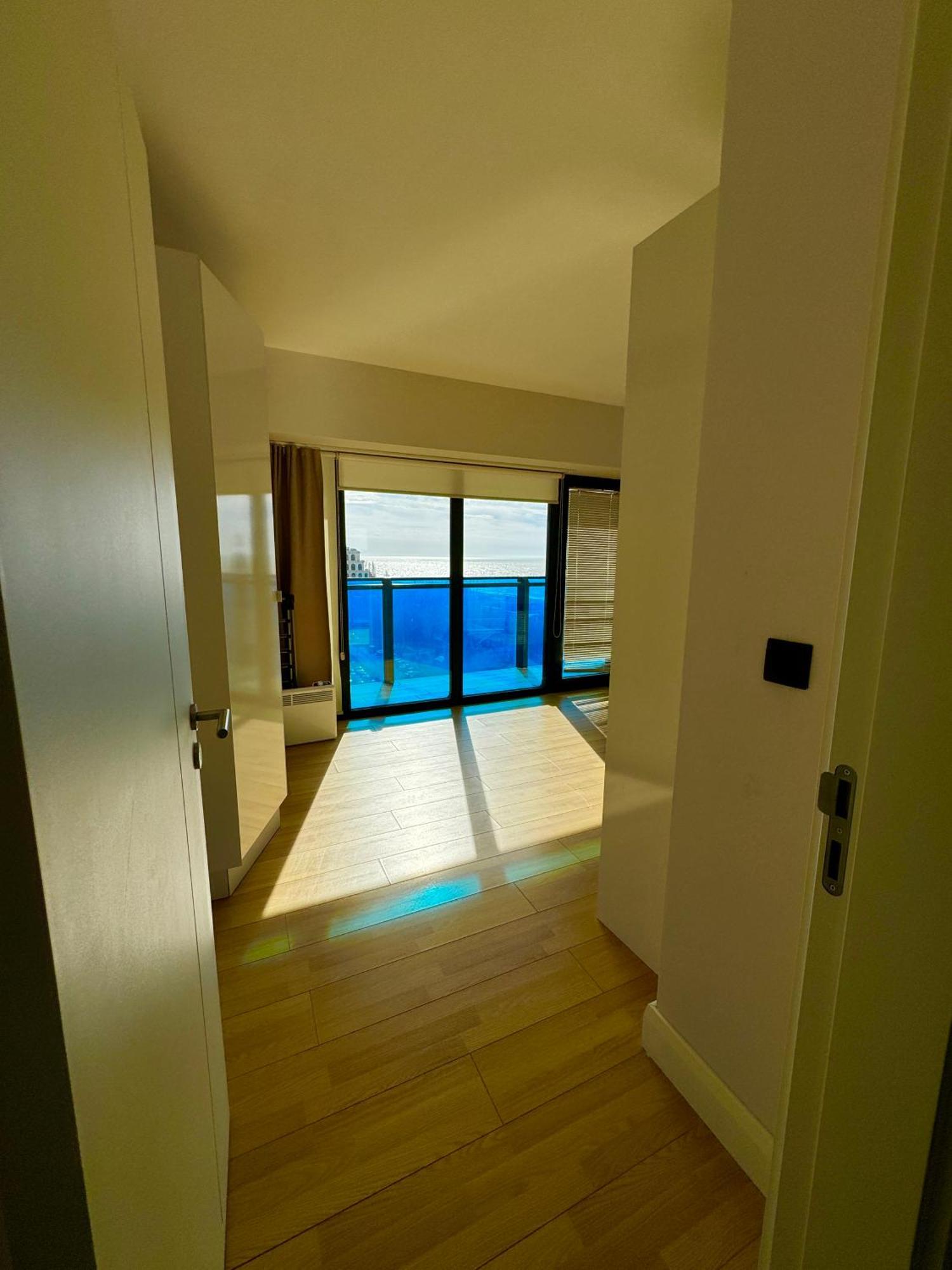 Orbi City Aparthotel Sea View Batumi Exterior foto