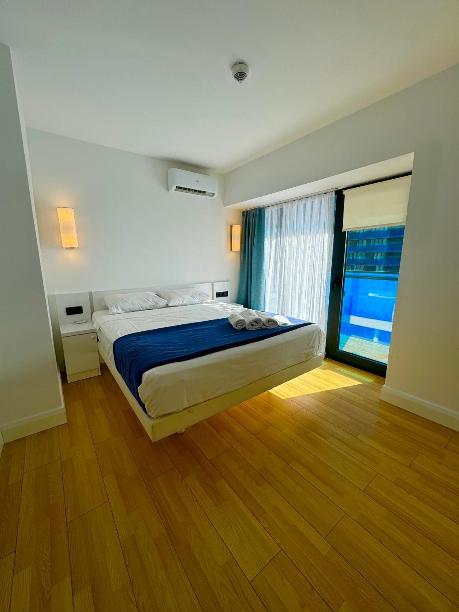 Orbi City Aparthotel Sea View Batumi Exterior foto